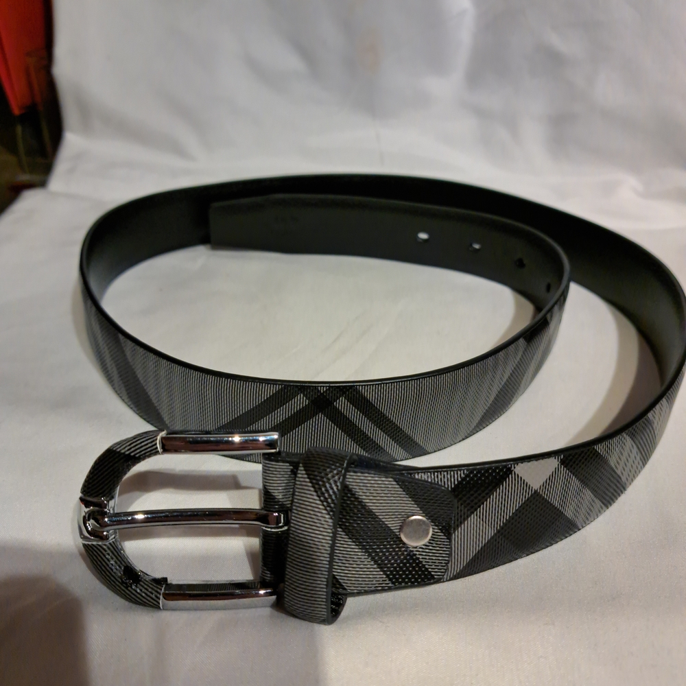 Stylish Black and Gray Men's Belt
